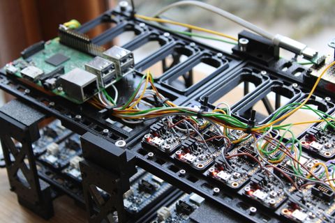 Top-down view of the SPI wiring harness